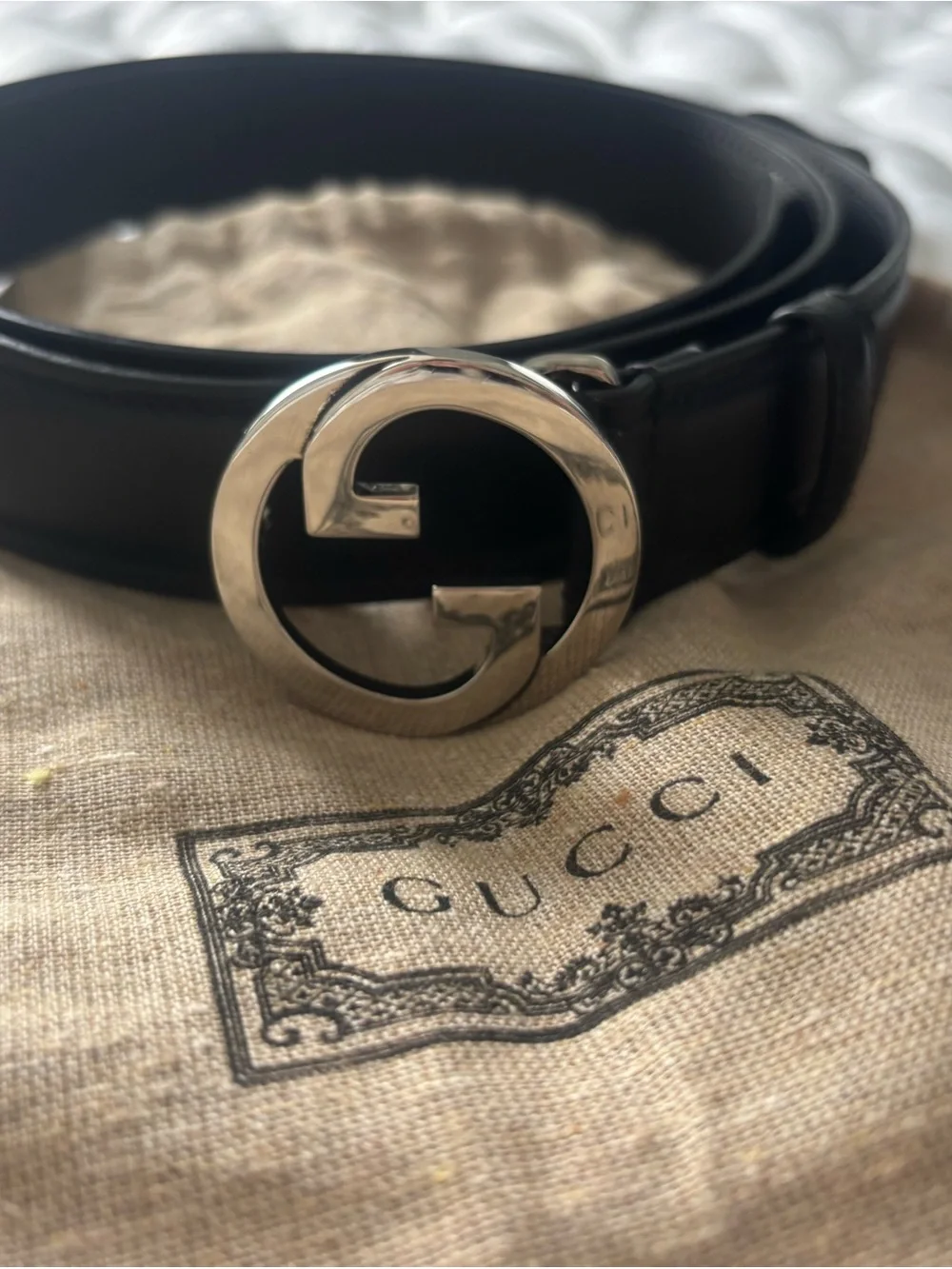 Gucci Blondie Black Leather Belt with Silver Interlocking G Buckle $495 size 90